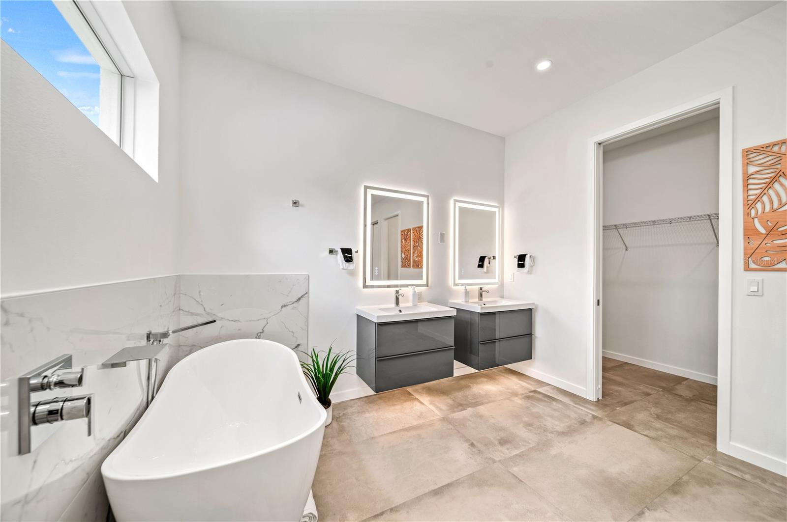 BATTLE & TURNER - Residential