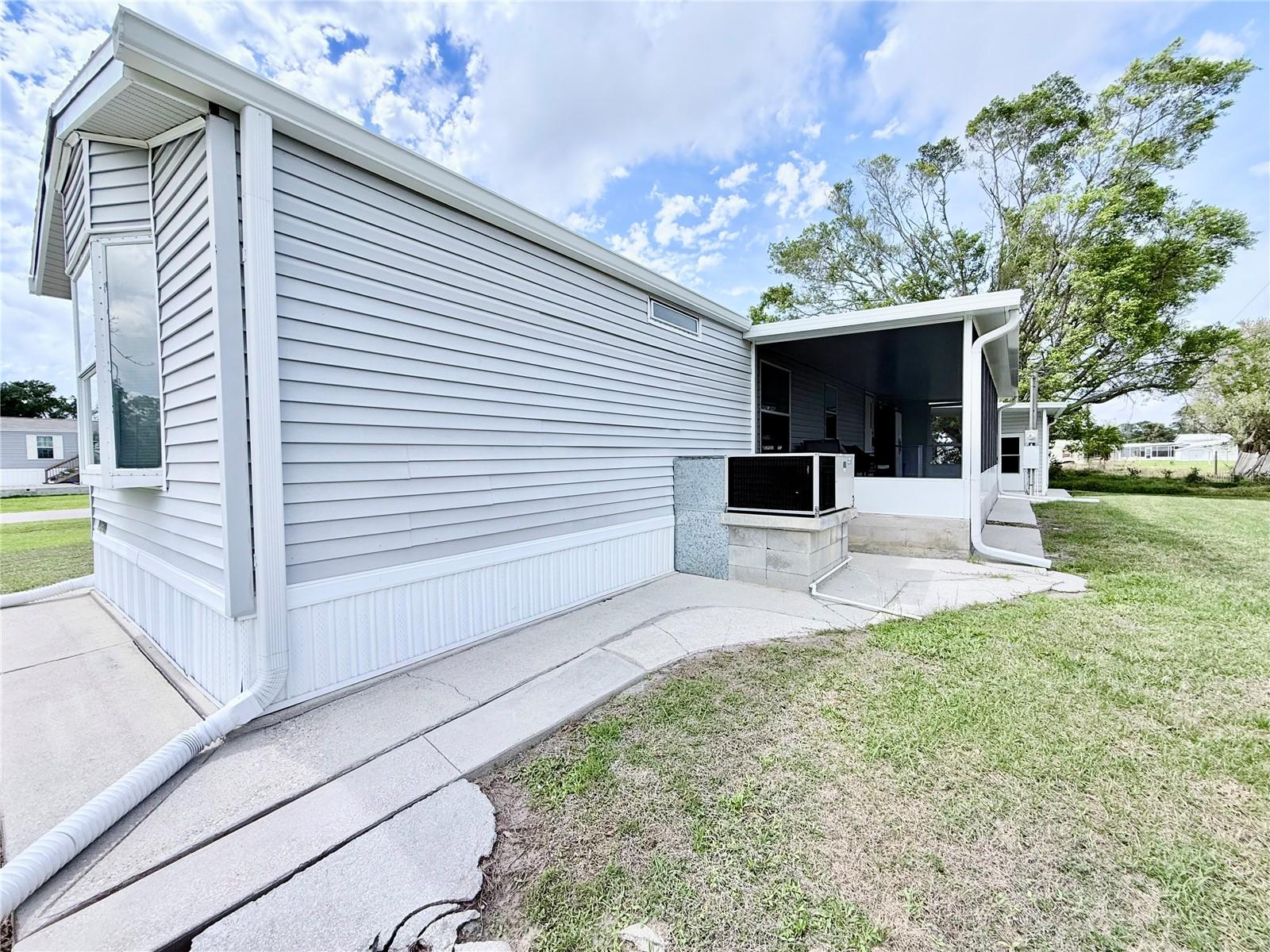 EL JOBEAN WARD 01 - Residential