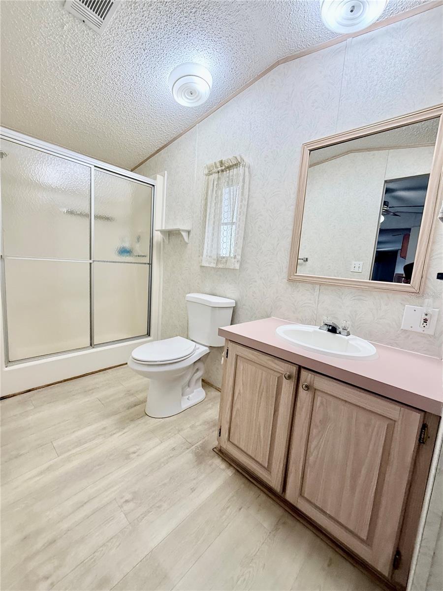 EL JOBEAN WARD 01 - Residential