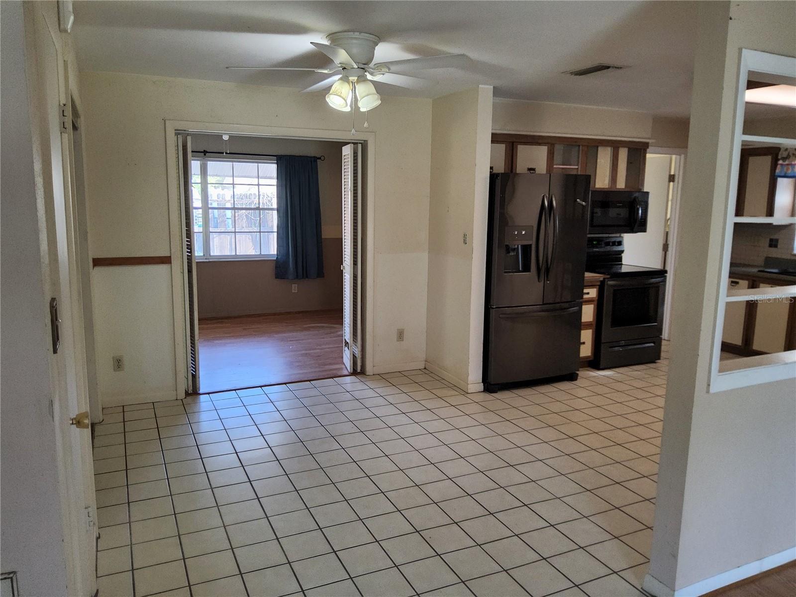 RIDGE MANOR WEST - Residential