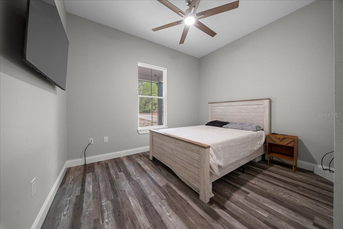 SILVER SPGS SHORES - Residential