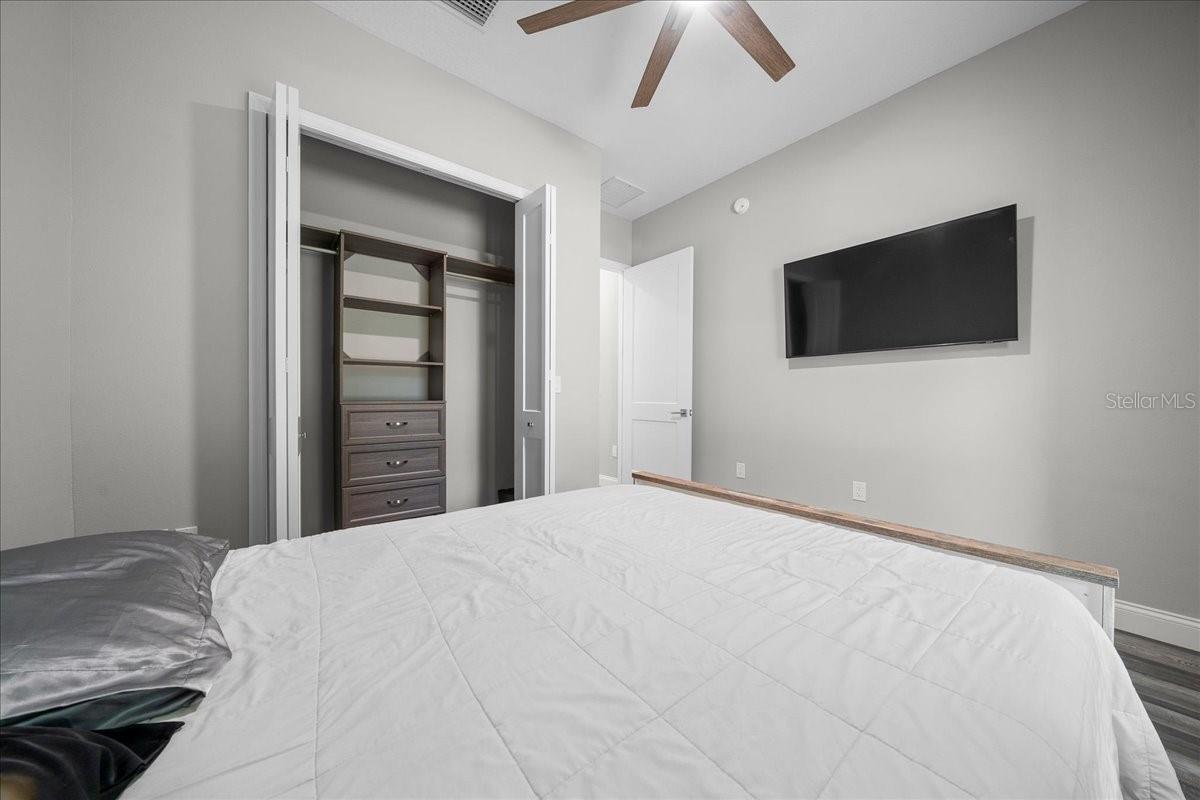 SILVER SPGS SHORES - Residential