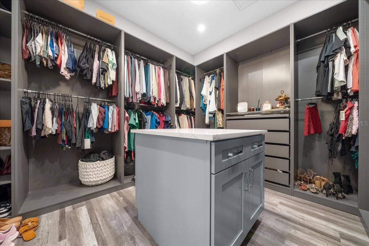 SILVER SPGS SHORES - Residential