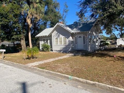 A home in GROVELAND