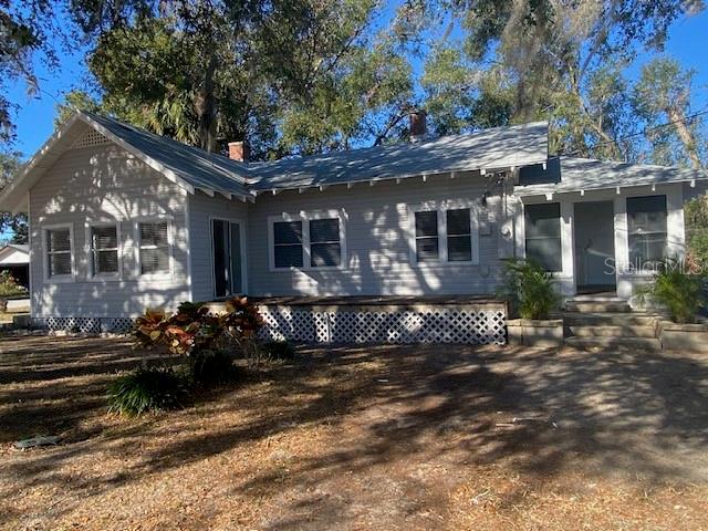 GROVELAND - Residential