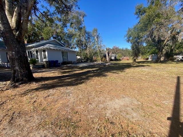 GROVELAND - Residential