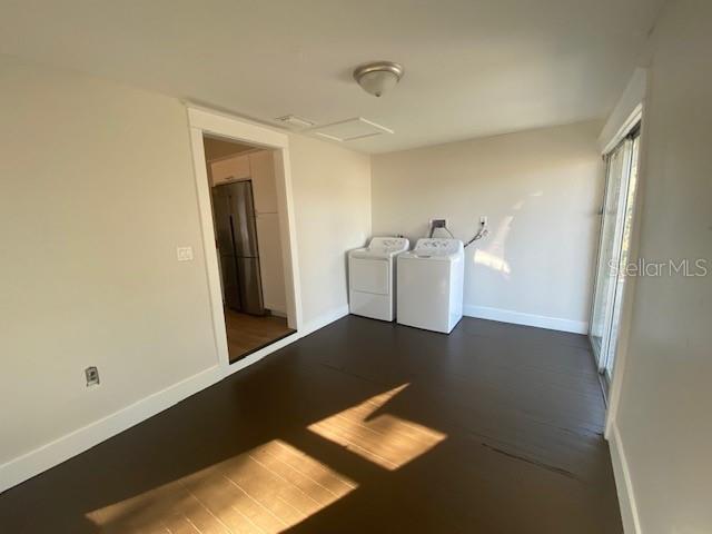GROVELAND - Residential
