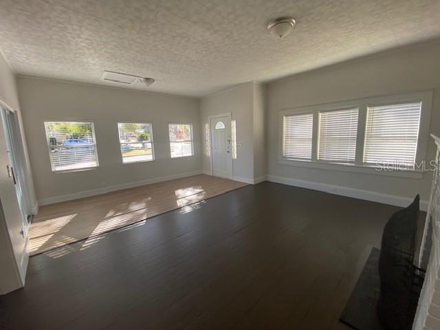 GROVELAND - Residential