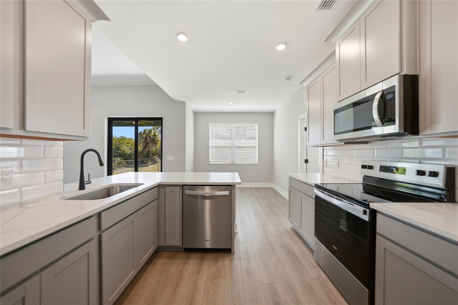 PCH 056 1844 0002 - Residential