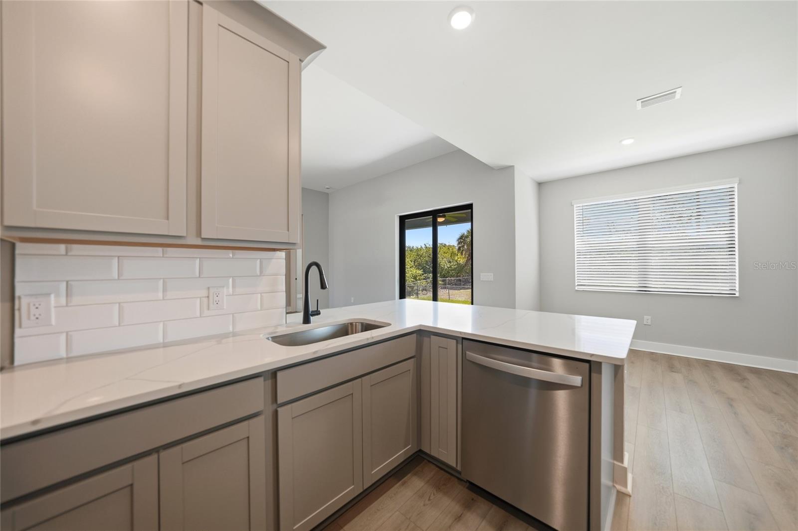 PCH 056 1844 0002 - Residential