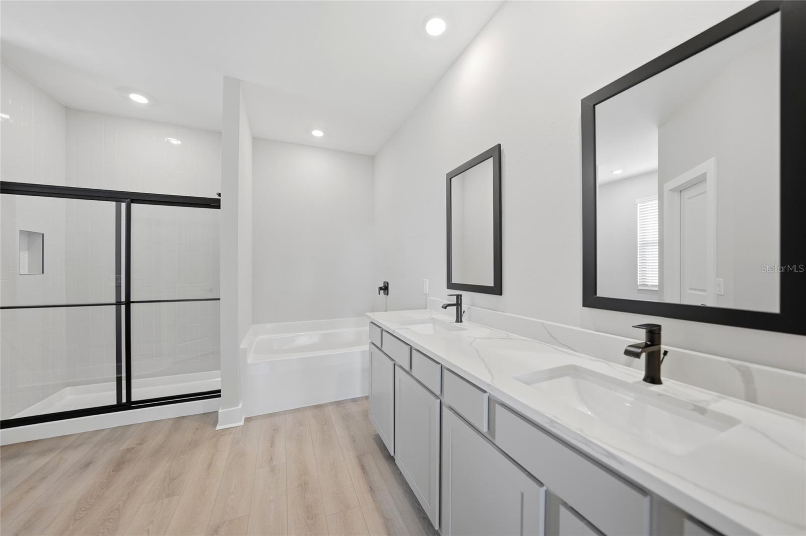 PCH 056 1844 0002 - Residential