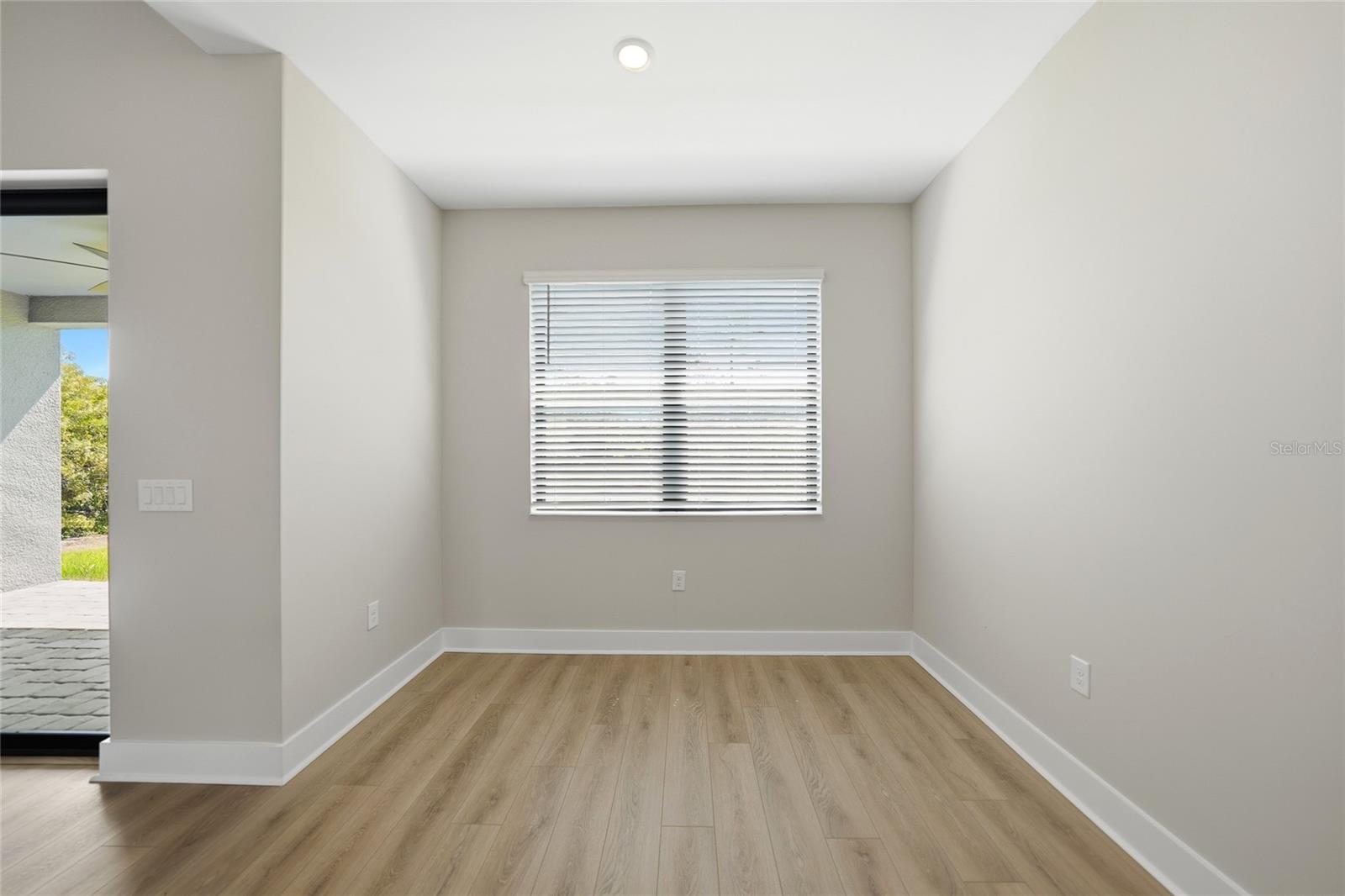 PCH 056 1844 0002 - Residential