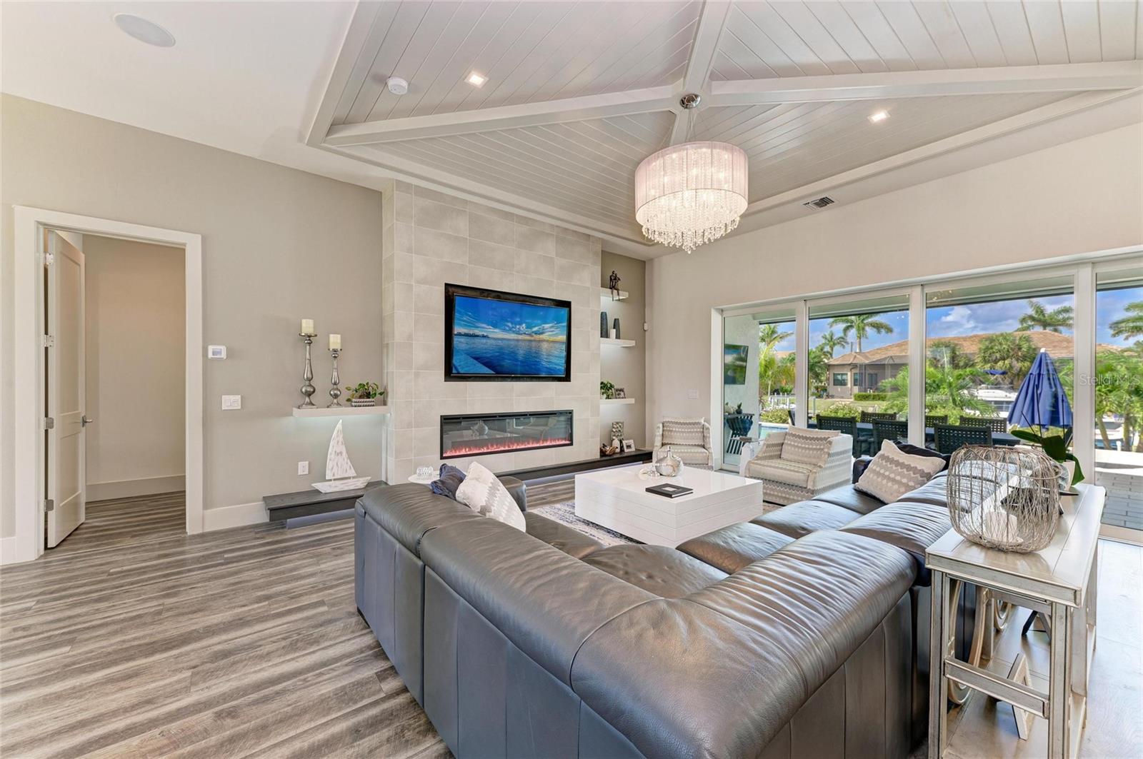 PUNTA GORDA ISLES SEC 12 - Residential