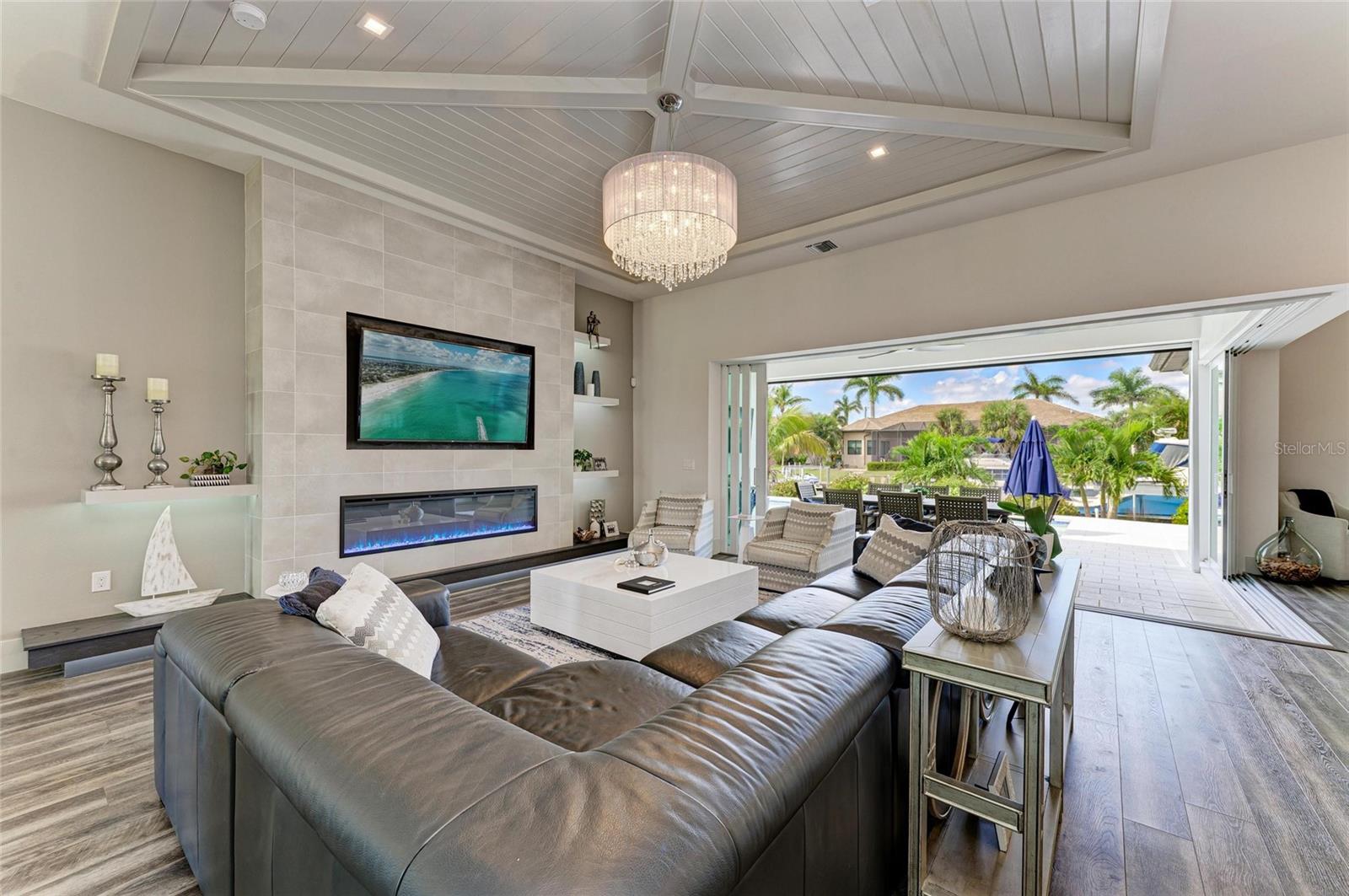PUNTA GORDA ISLES SEC 12 - Residential