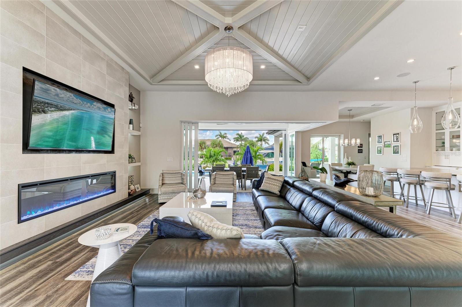 PUNTA GORDA ISLES SEC 12 - Residential