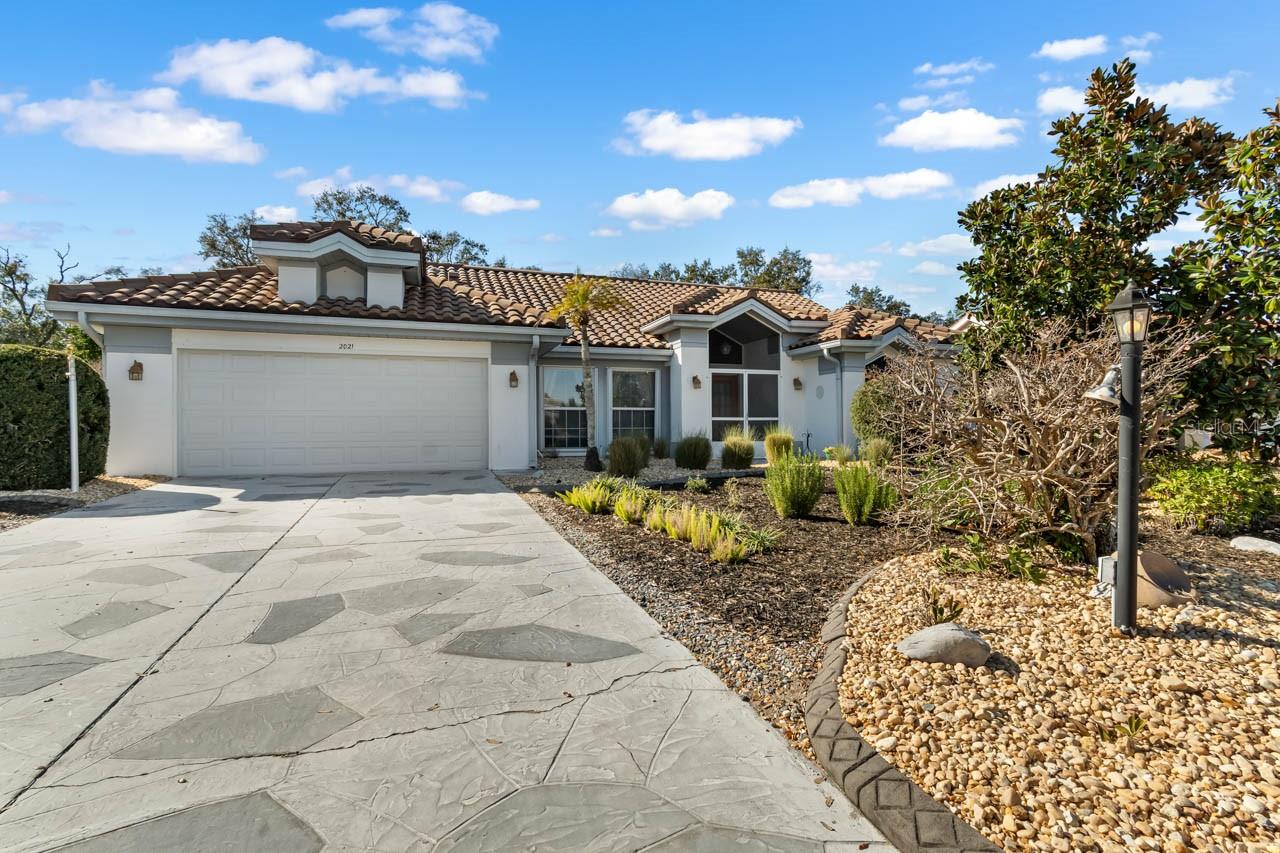 SUN CITY CENTER UNIT 52 - Residential