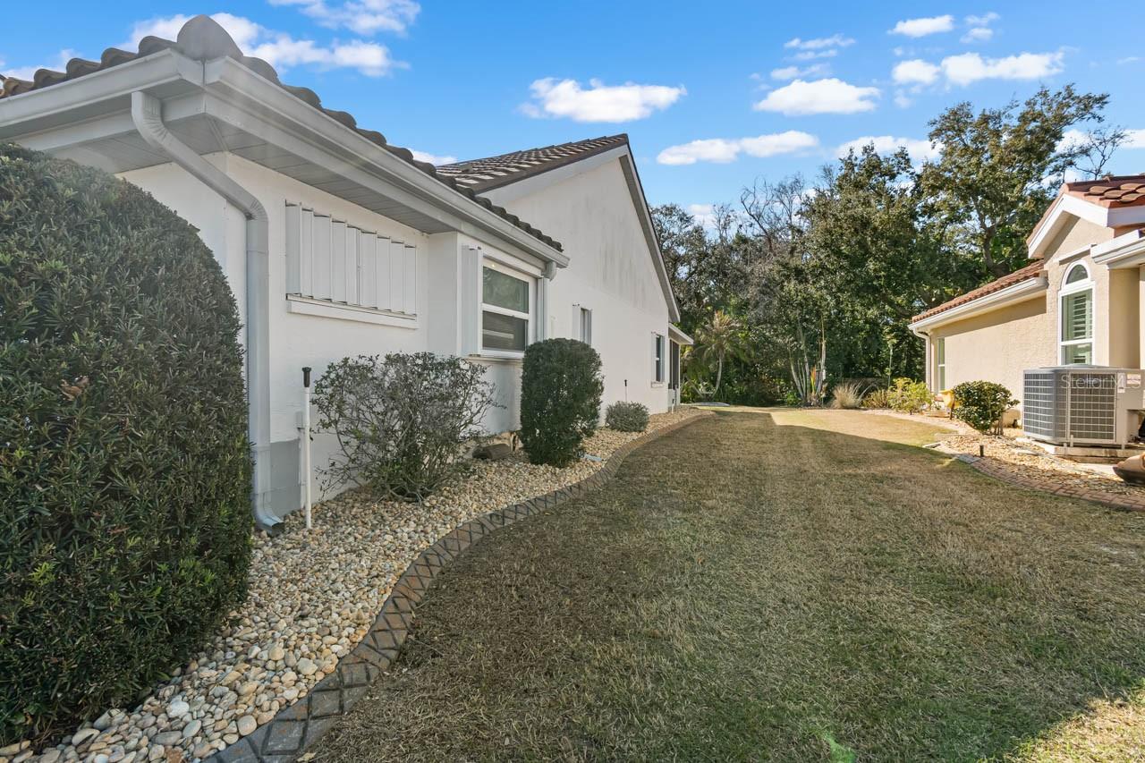 SUN CITY CENTER UNIT 52 - Residential