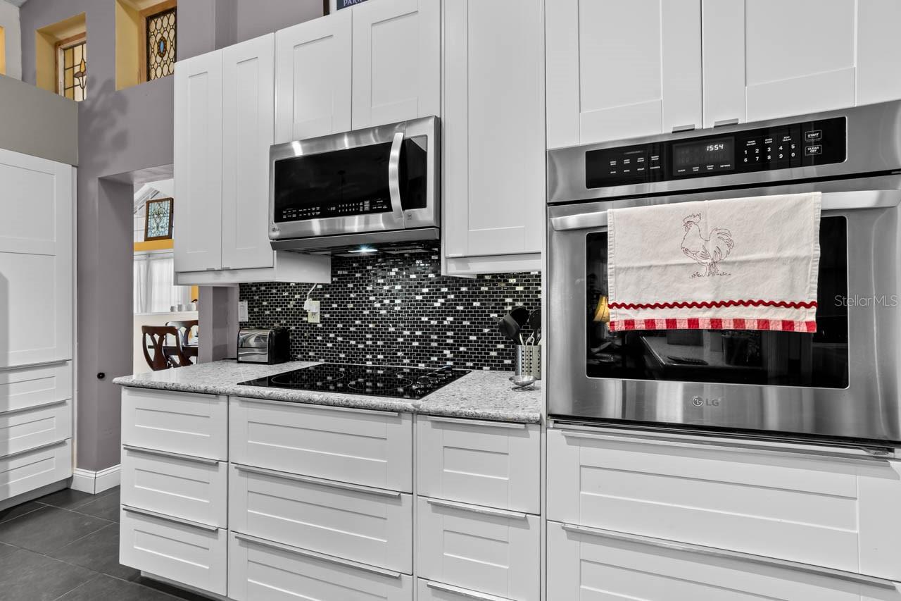 SUN CITY CENTER UNIT 52 - Residential