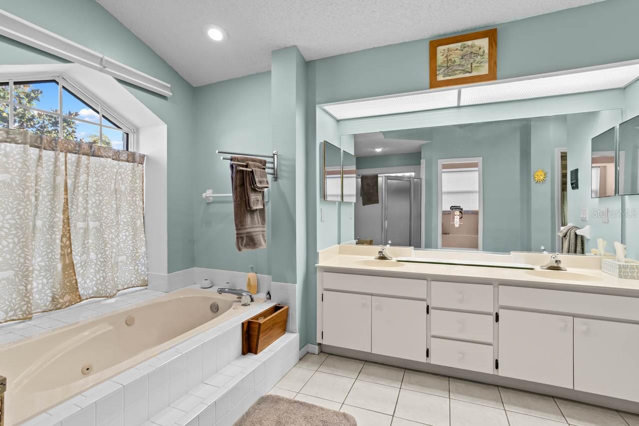 SUN CITY CENTER UNIT 52 - Residential