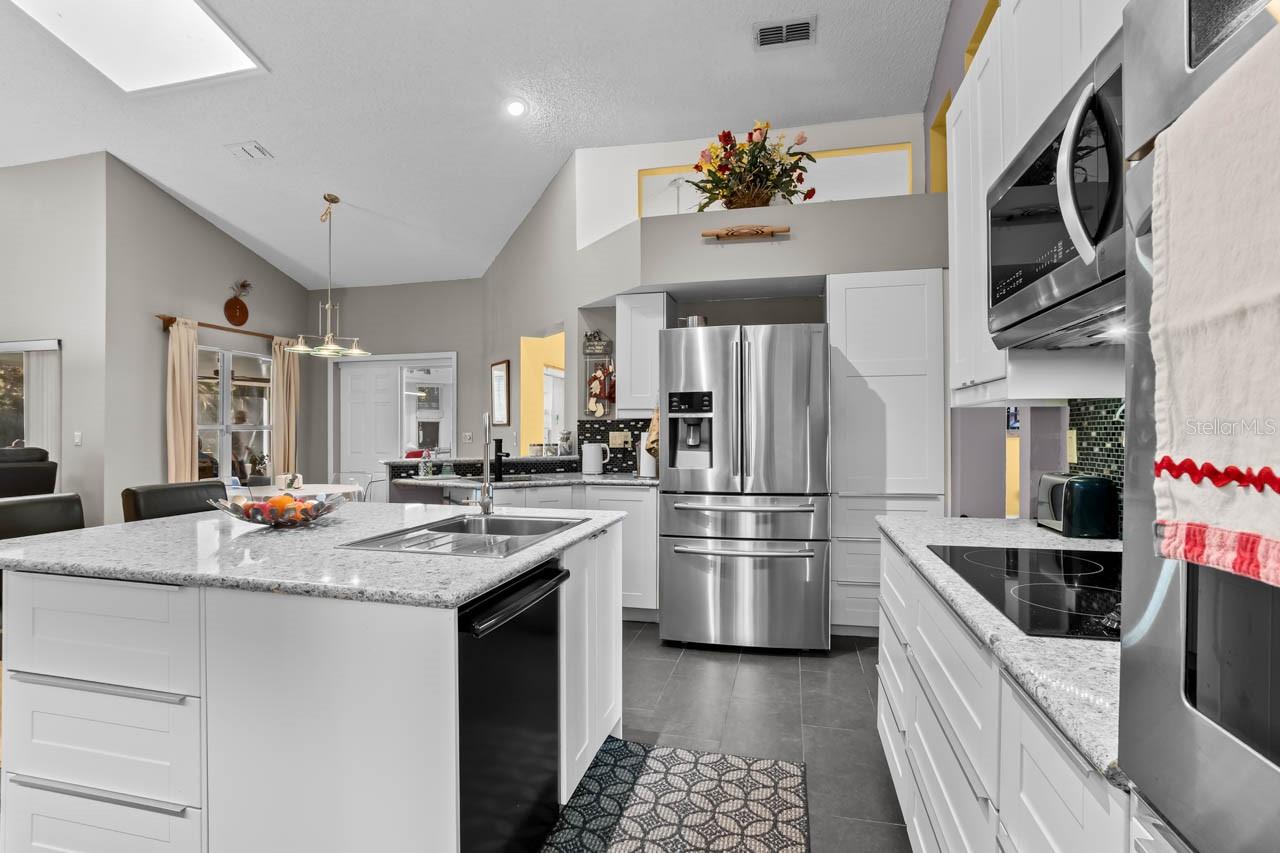 SUN CITY CENTER UNIT 52 - Residential