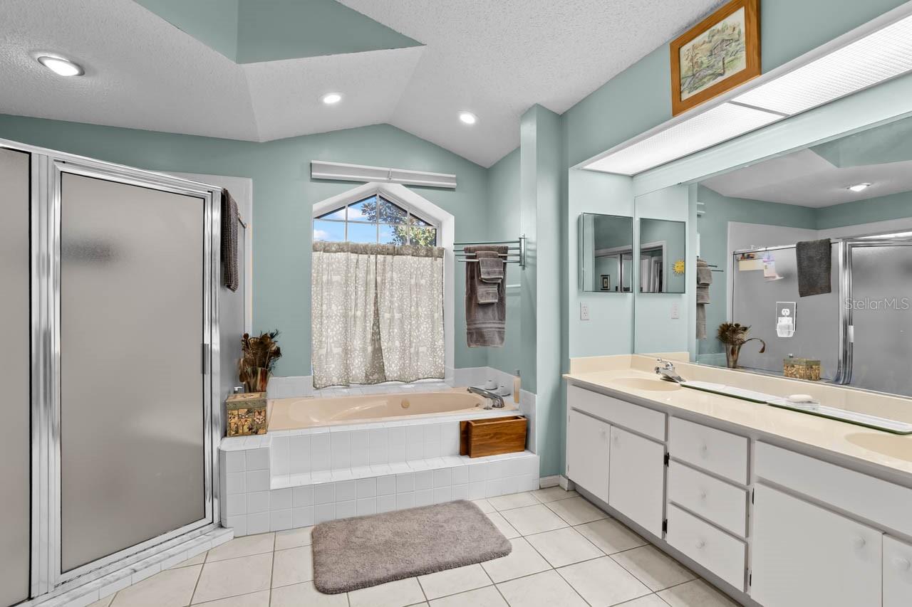 SUN CITY CENTER UNIT 52 - Residential