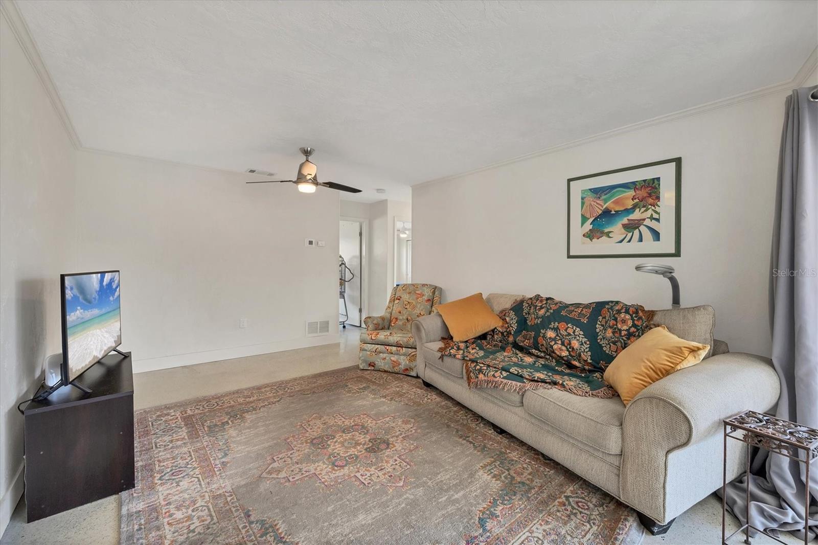 FRST LAKES COUNTRY CLUB ESTATES - Residential
