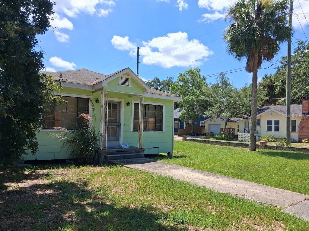 Photo of 217 Banana Street, Tarpon Springs, FL 34689 (MLS # TB8521319)