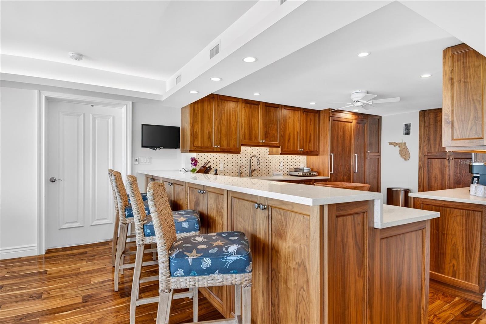 WINDWARD PASSAGE - Residential