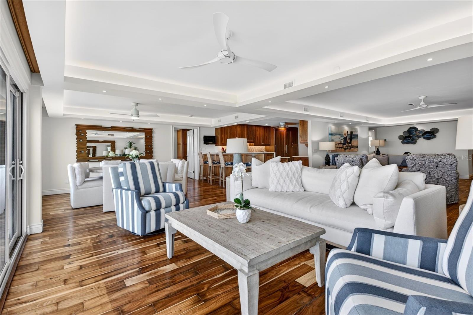 WINDWARD PASSAGE - Residential