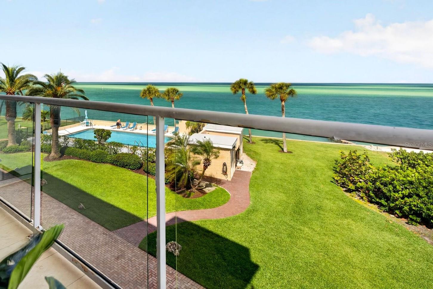 WINDWARD PASSAGE - Residential