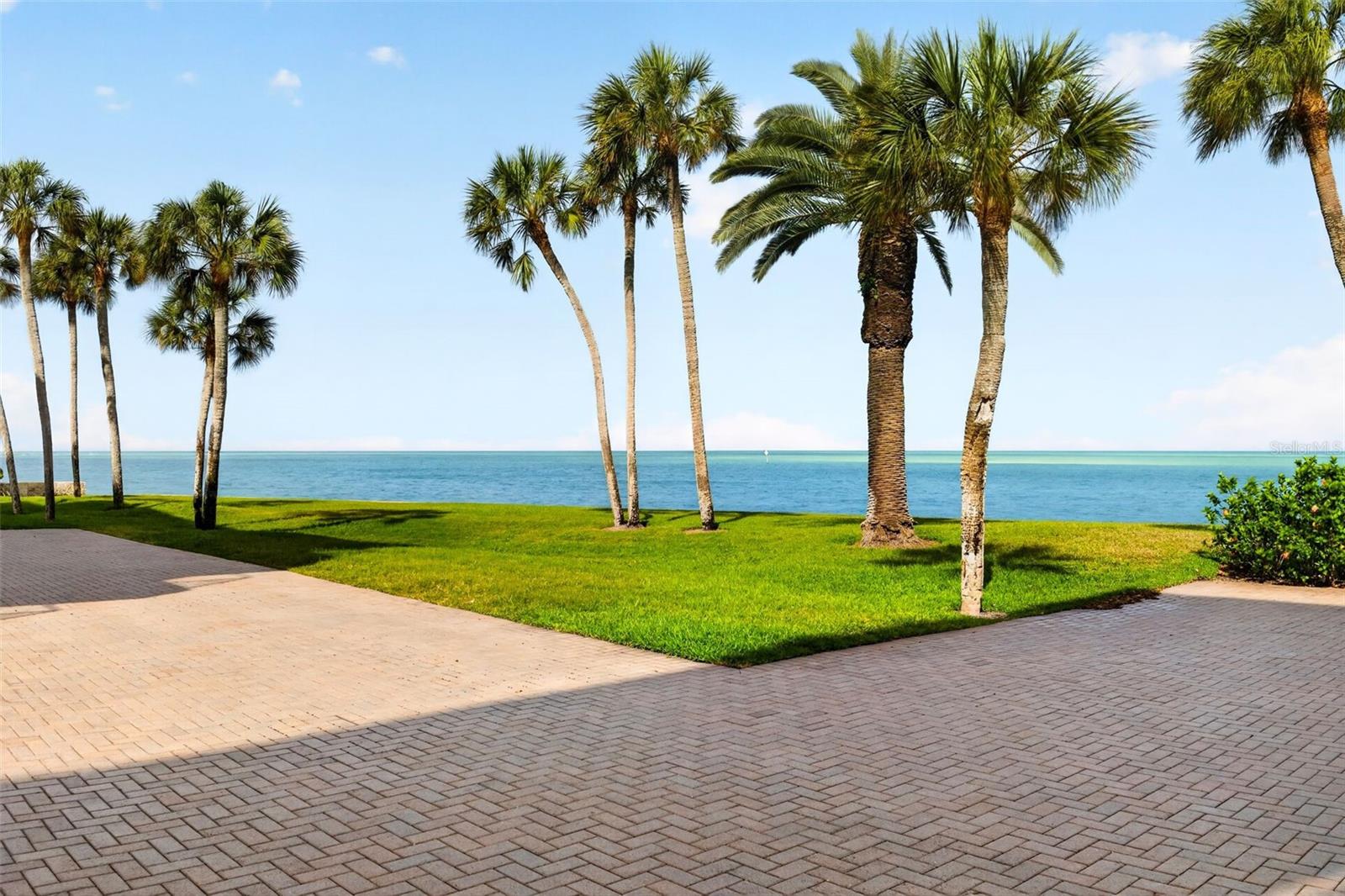 WINDWARD PASSAGE - Residential