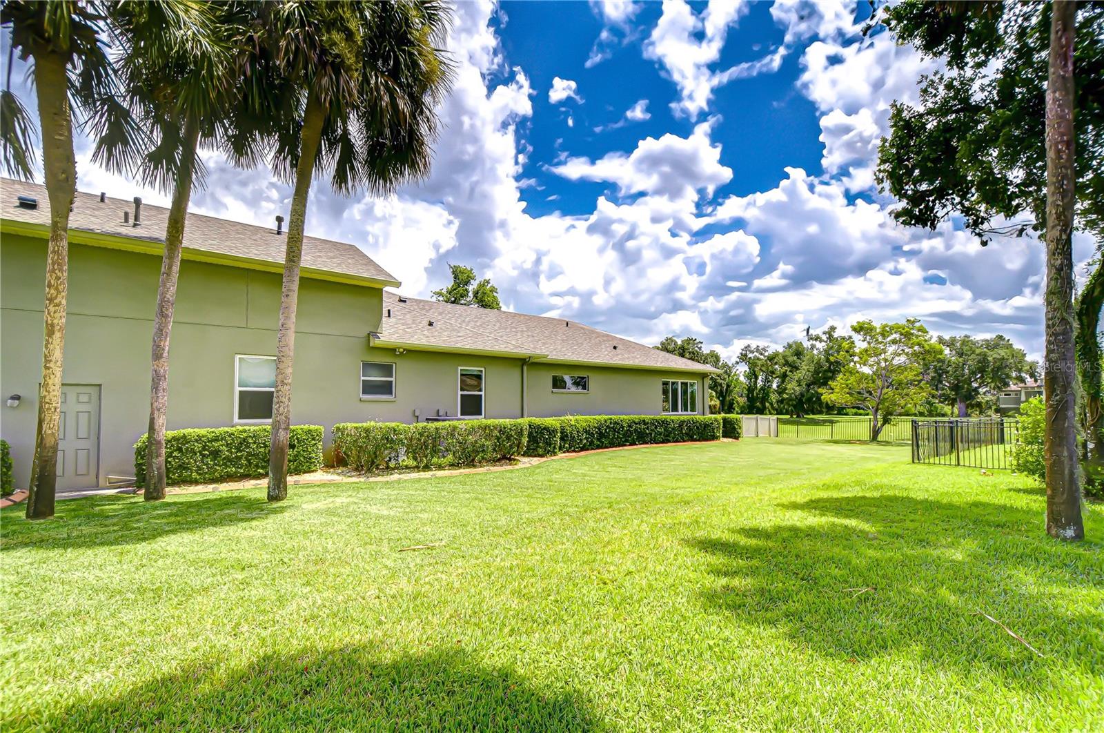 DARBY LAKE - Residential