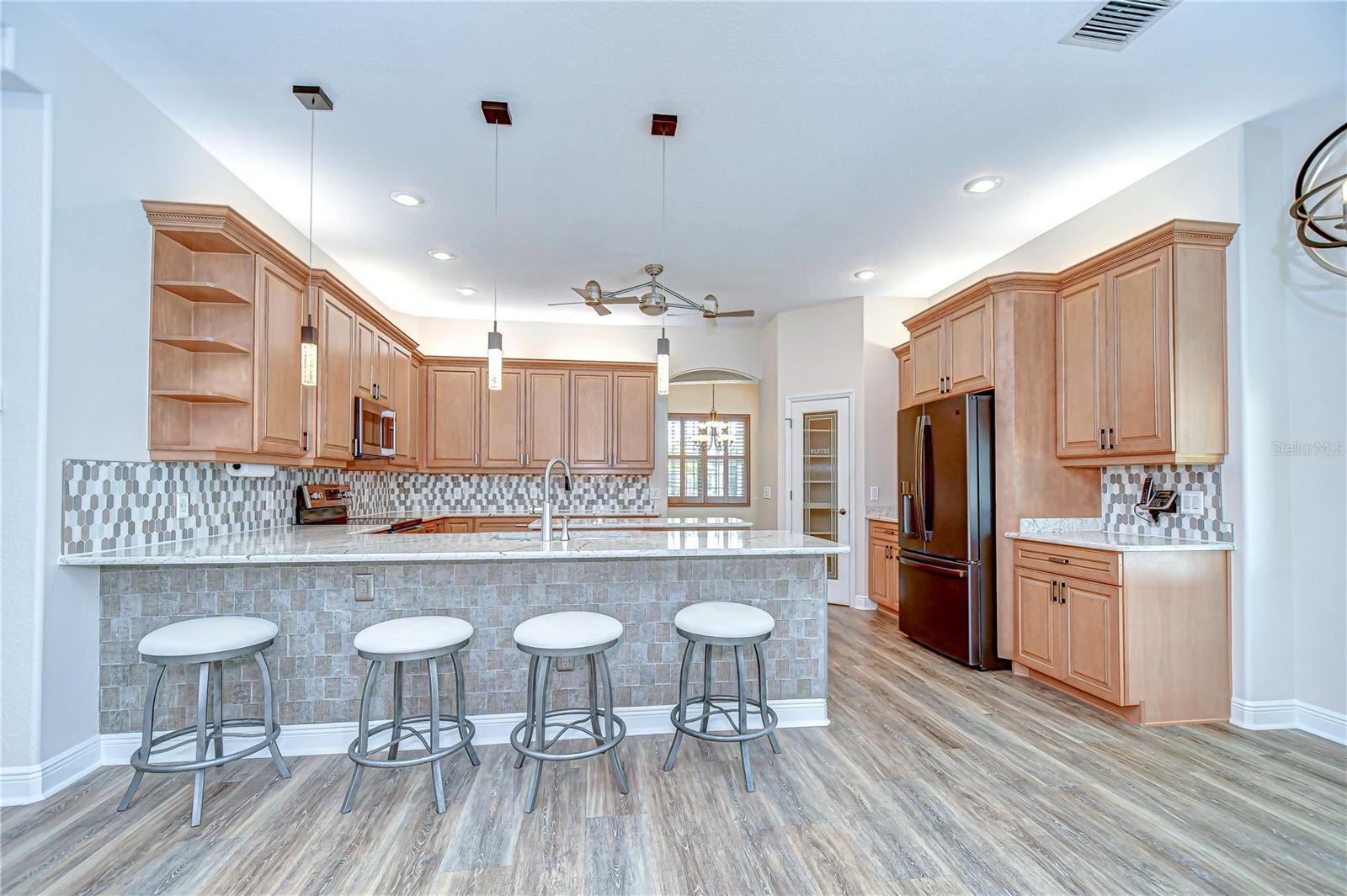 DARBY LAKE - Residential