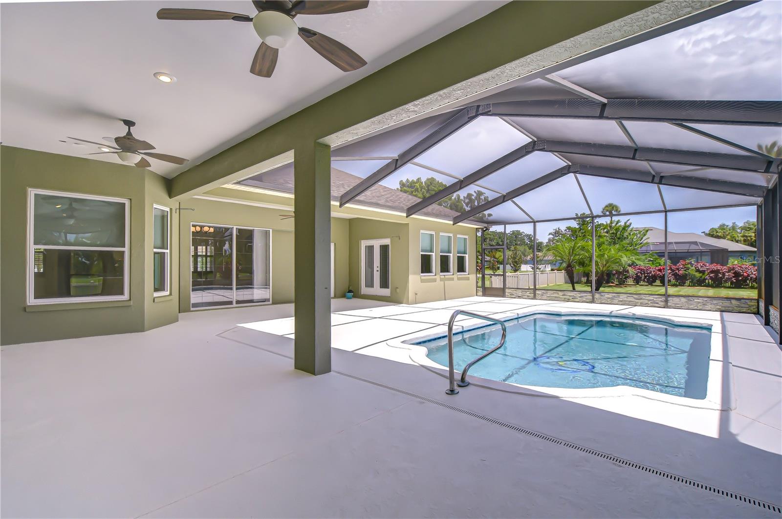 DARBY LAKE - Residential