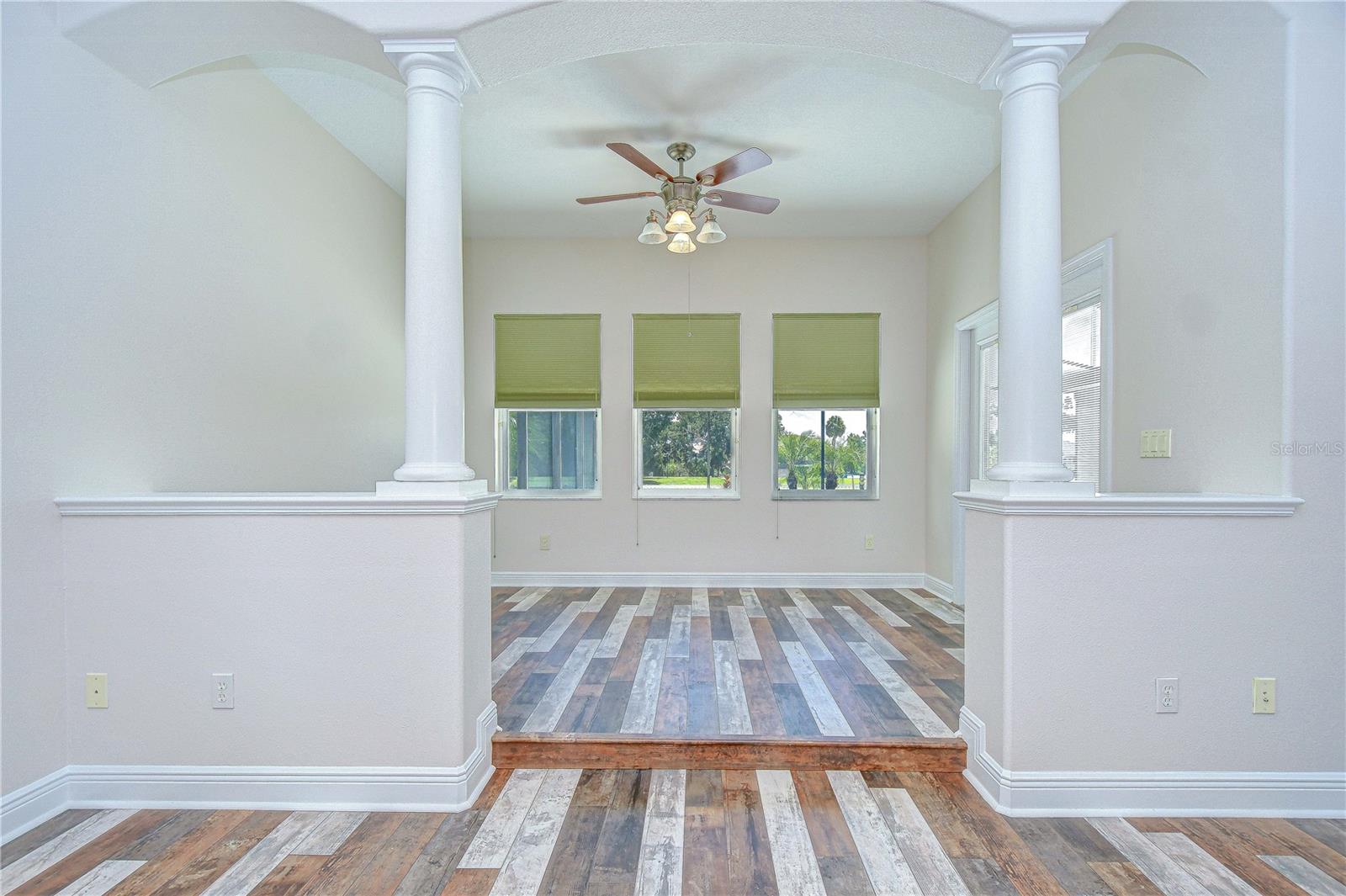 DARBY LAKE - Residential