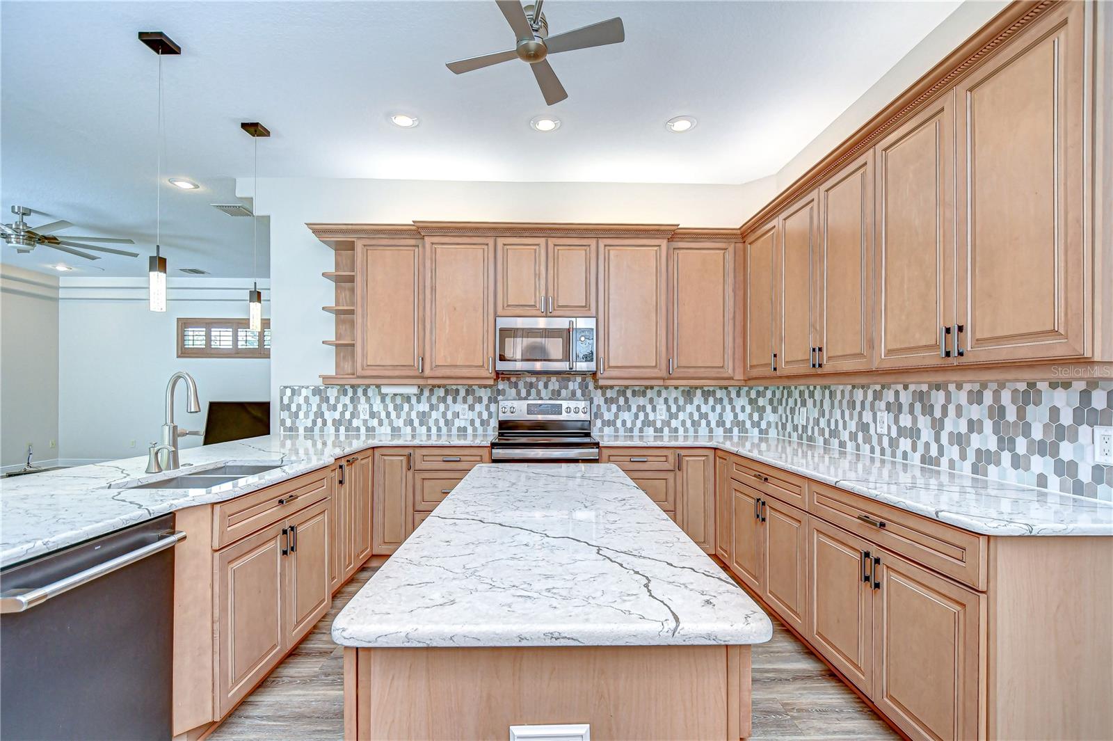 DARBY LAKE - Residential