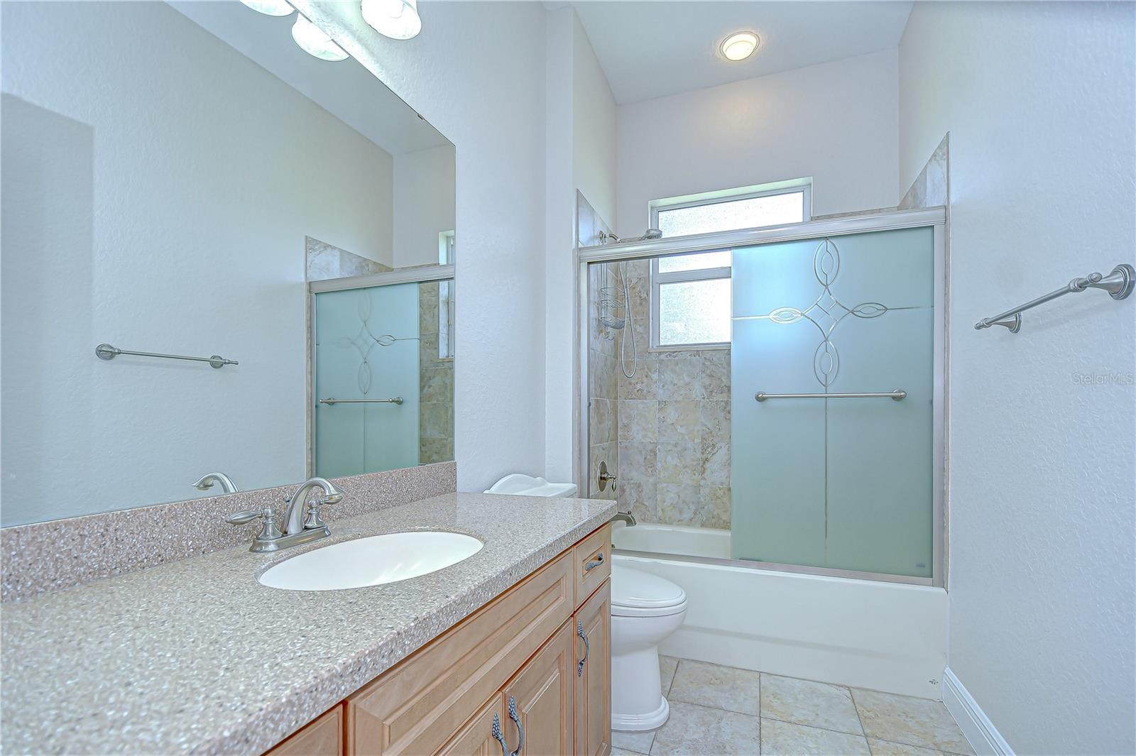 DARBY LAKE - Residential