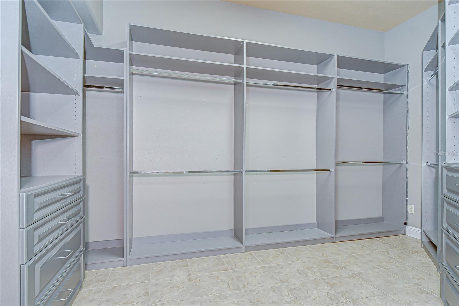 DARBY LAKE - Residential