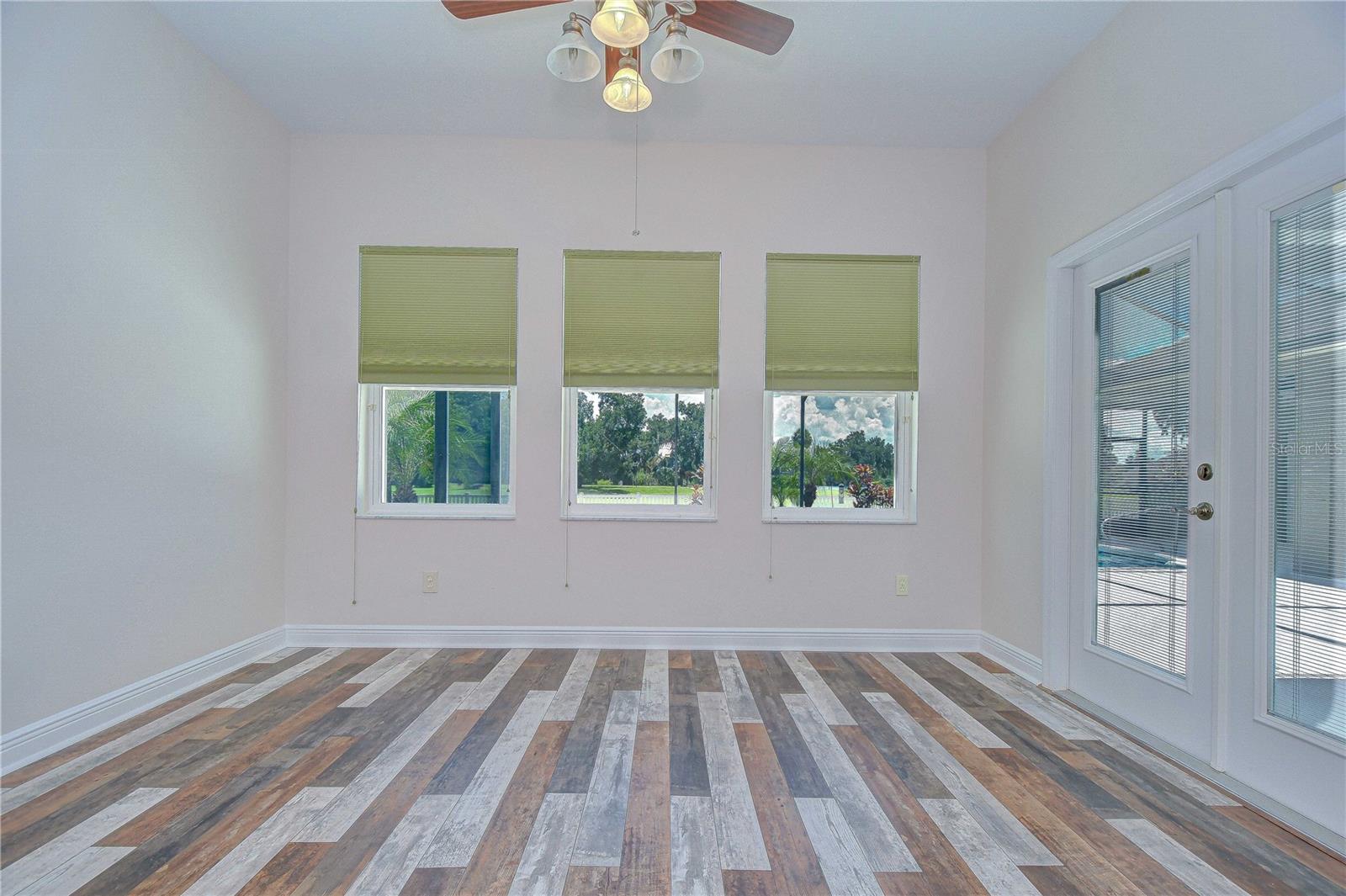 DARBY LAKE - Residential