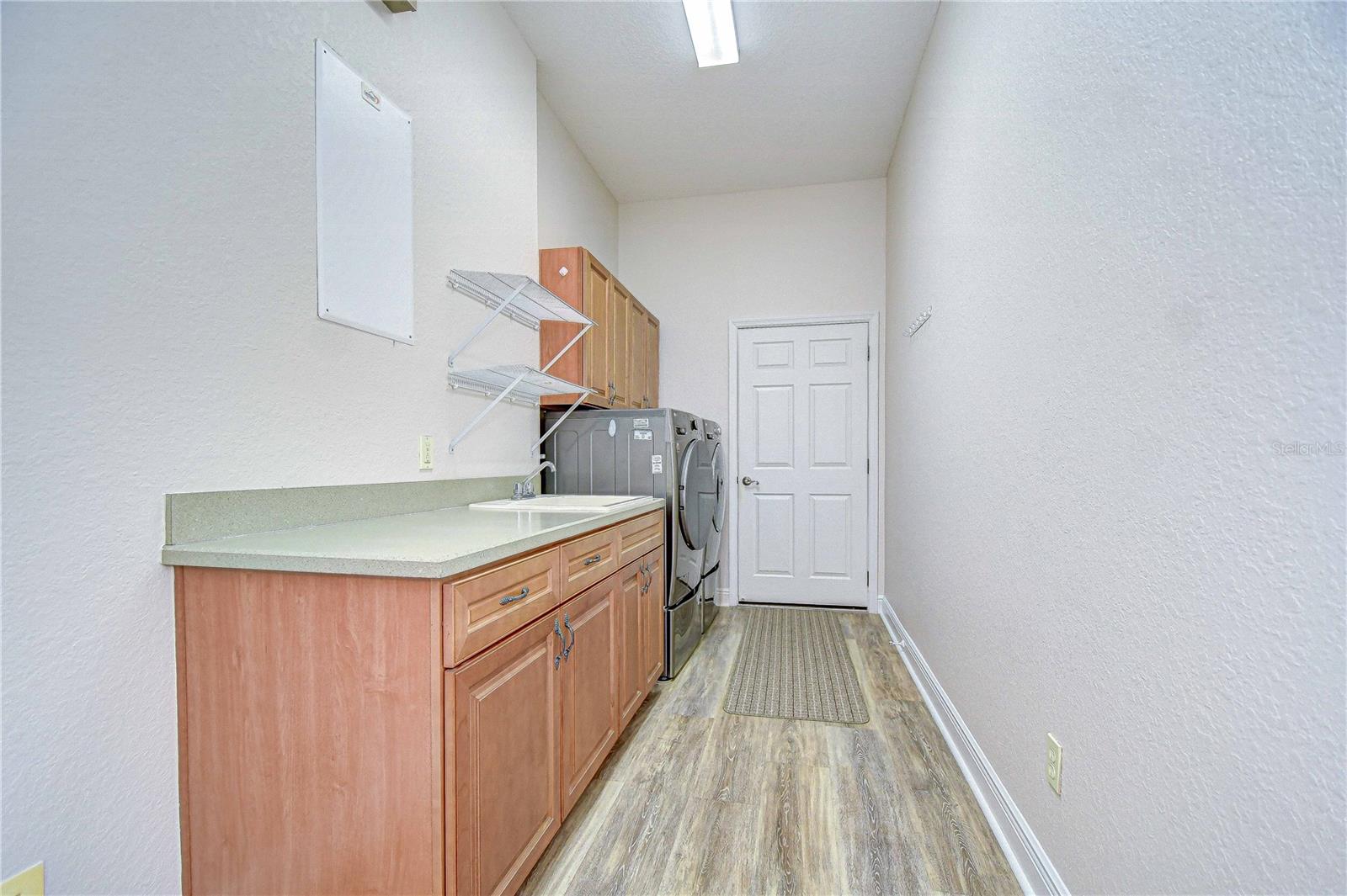 DARBY LAKE - Residential