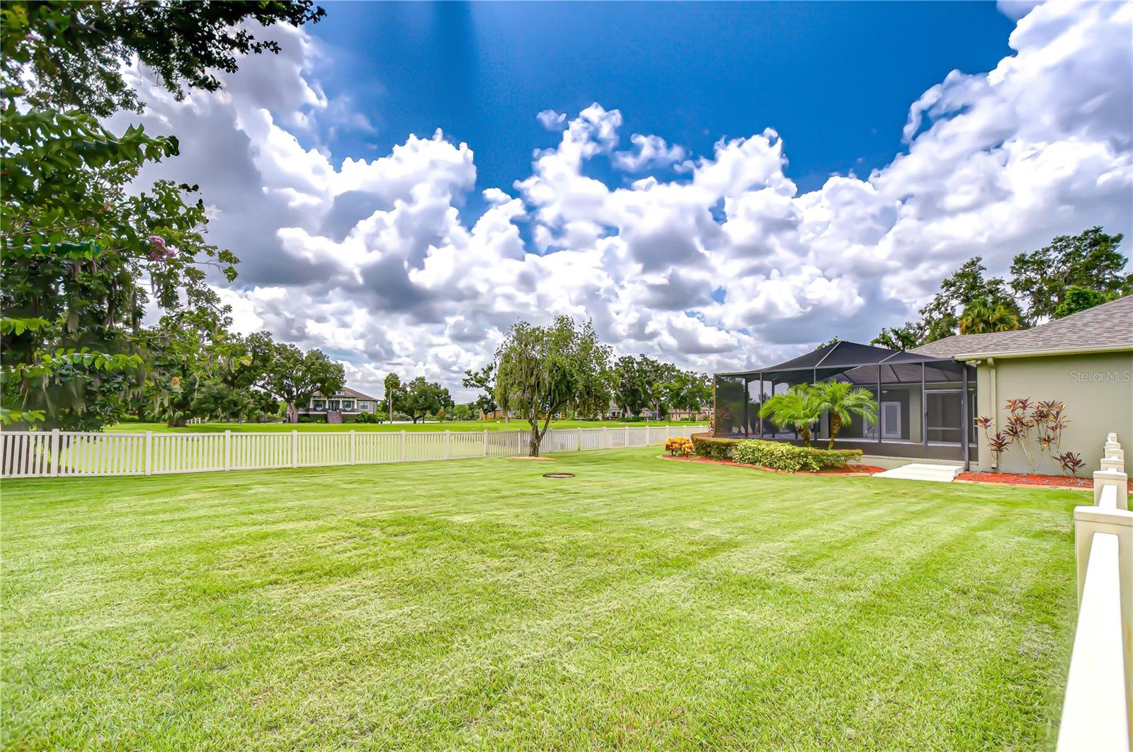 DARBY LAKE - Residential