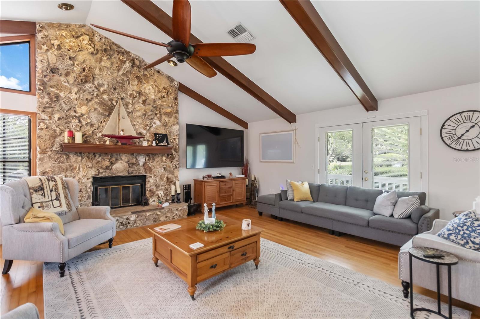 MOUNT DORA GARDNERS - Residential