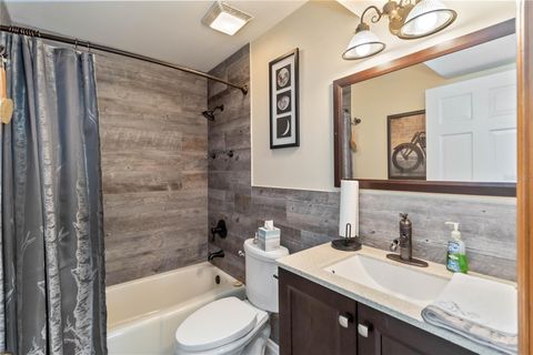 Tiny photo for 999 Fairview Avenue, Mount Dora, FL 32757 (MLS # TB8482846)