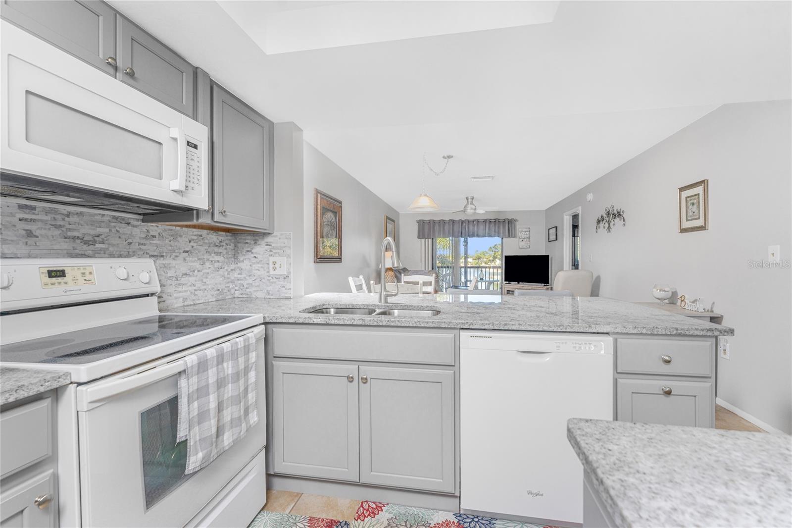 LAKESIDE CHARLOTTE COUNTY PH 01 - Residential