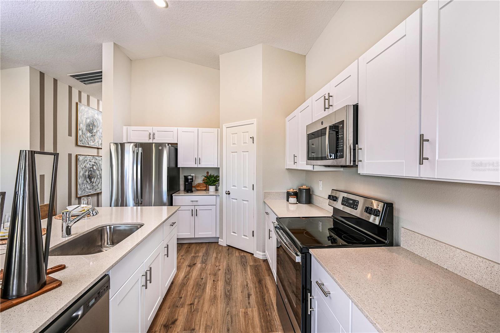 TWO RIVERS - Residential