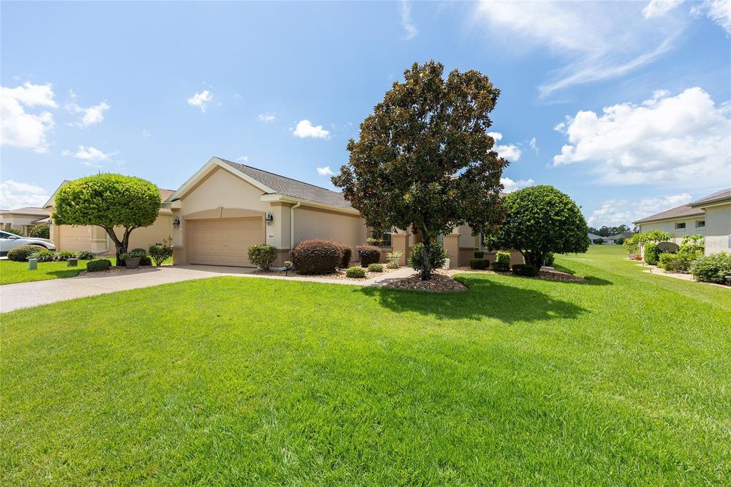 Photo of 8924 SE 118th Lane, Summerfield, FL 34491 (MLS # OM707598)