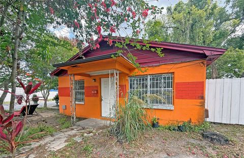 Photo of 3511 E 23rd Avenue, Tampa, FL 33605 (MLS # TB8516232)