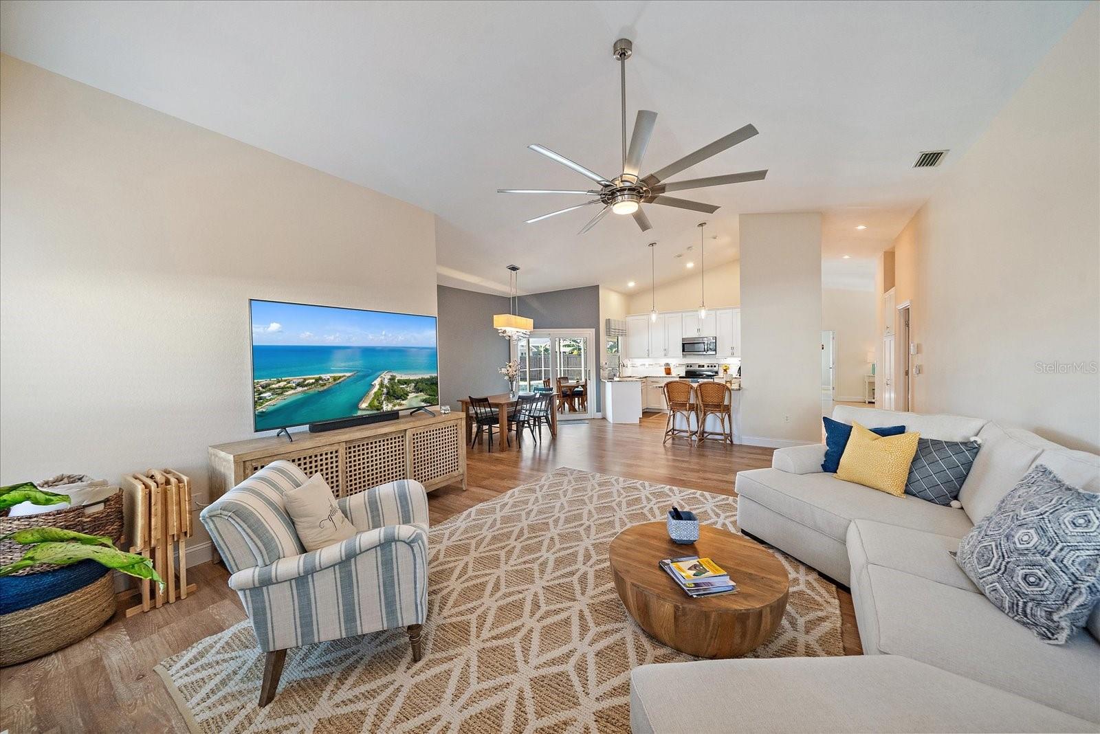 EMERALD GARDENS - Residential