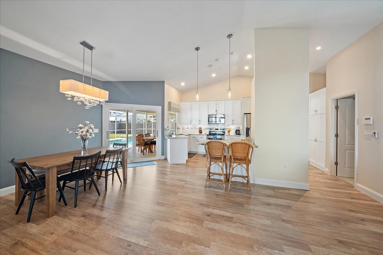 EMERALD GARDENS - Residential