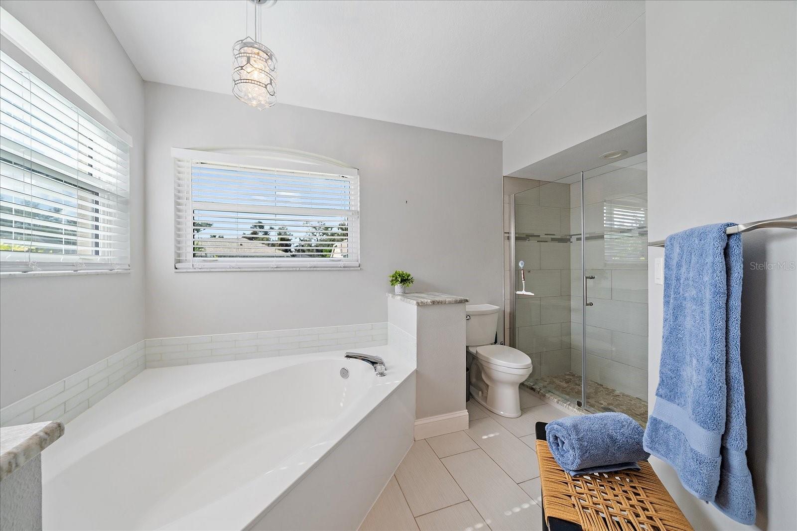 EMERALD GARDENS - Residential